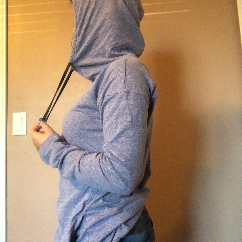 Under Armour pullover - Picture 3 of 5